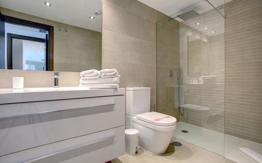 deluxe-apartment016-thegem-gallery-sidebar